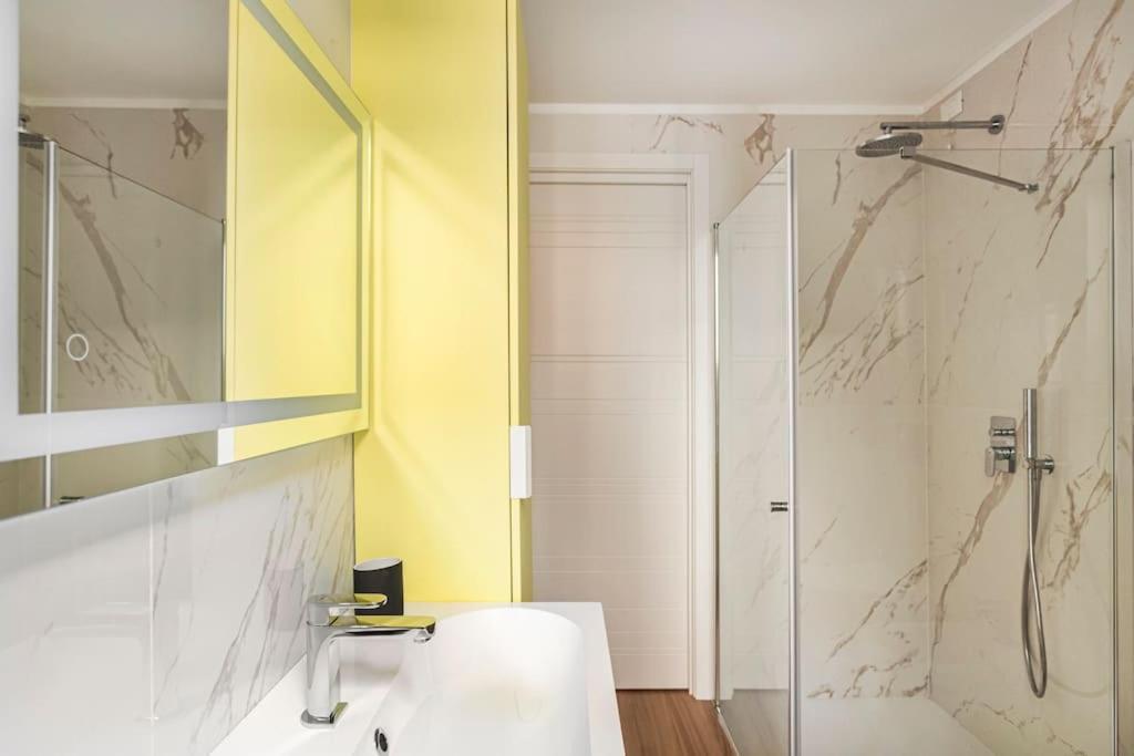 Amazing Apartment In Duomo Mailand Exterior foto