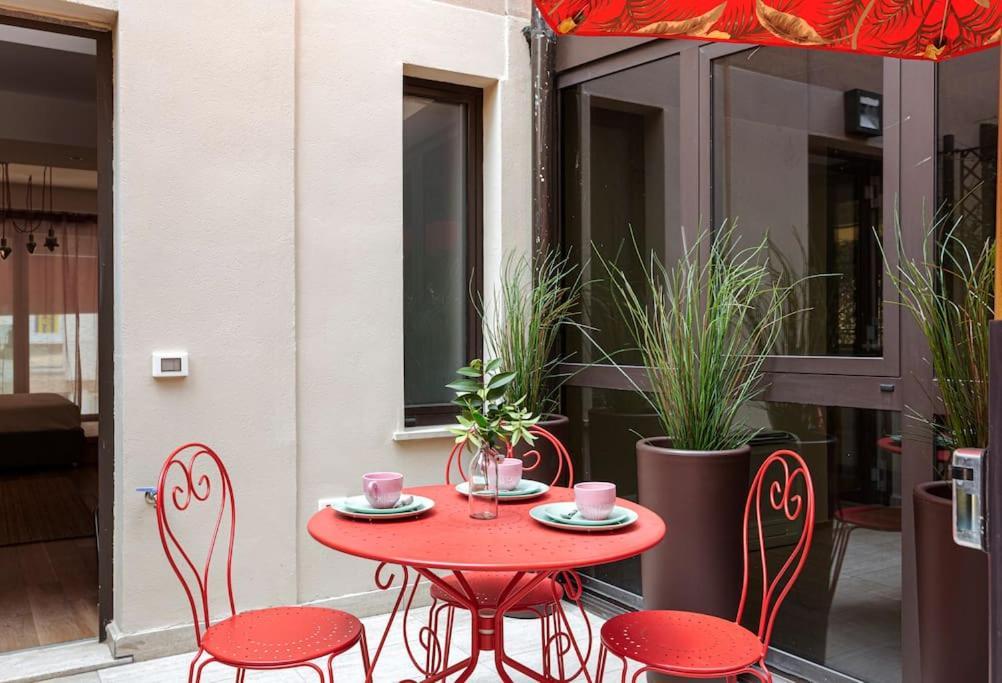 Amazing Apartment In Duomo Mailand Exterior foto